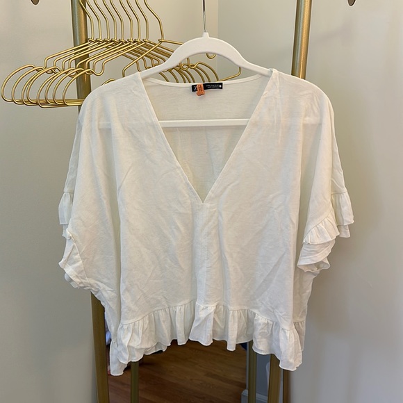 Zara Tops - White ruffle crop
